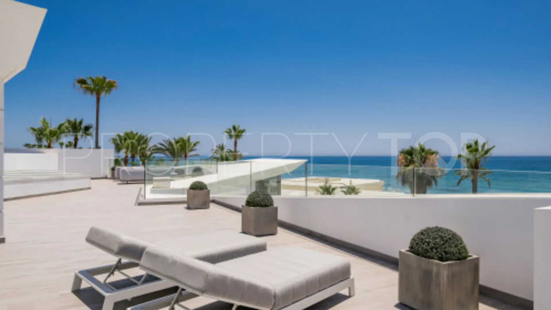 Villa en venta de 6 dormitorios en Los Monteros Playa