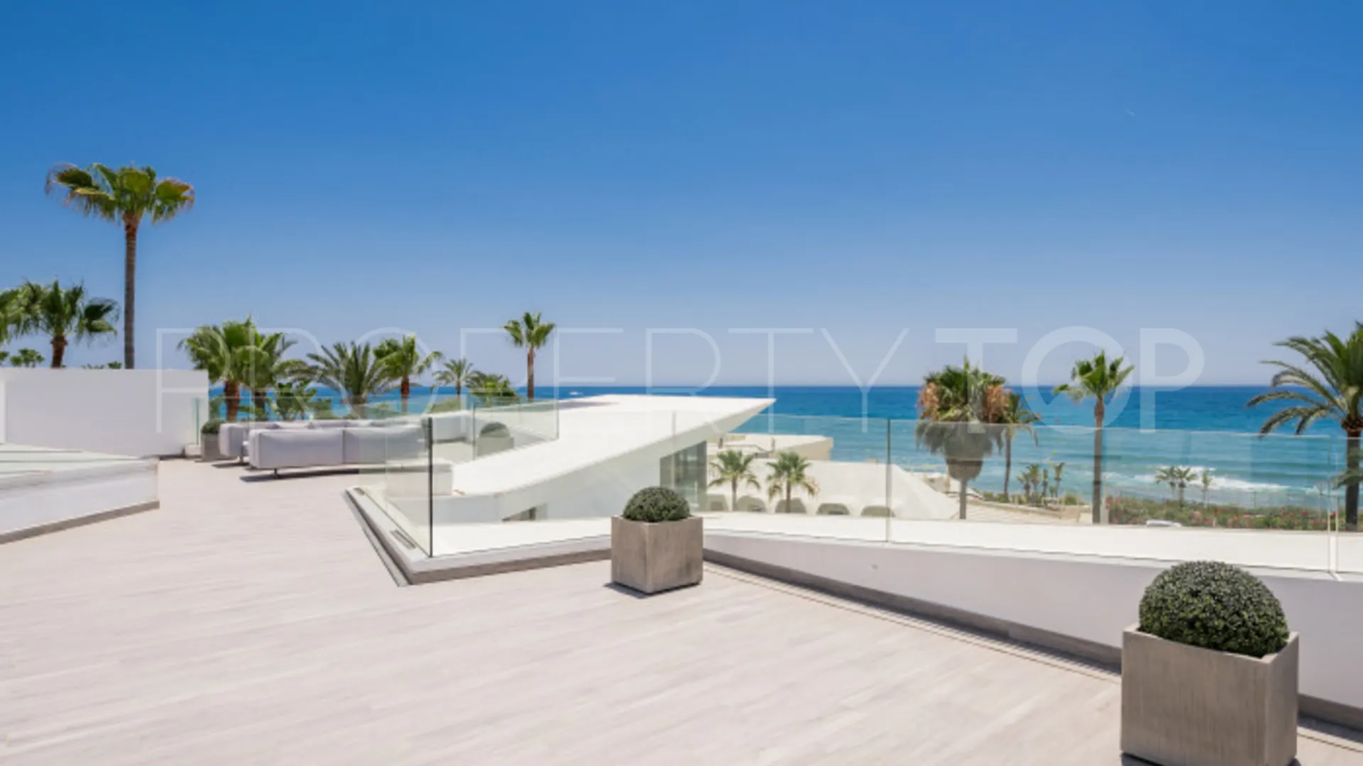 Villa en venta de 6 dormitorios en Los Monteros Playa