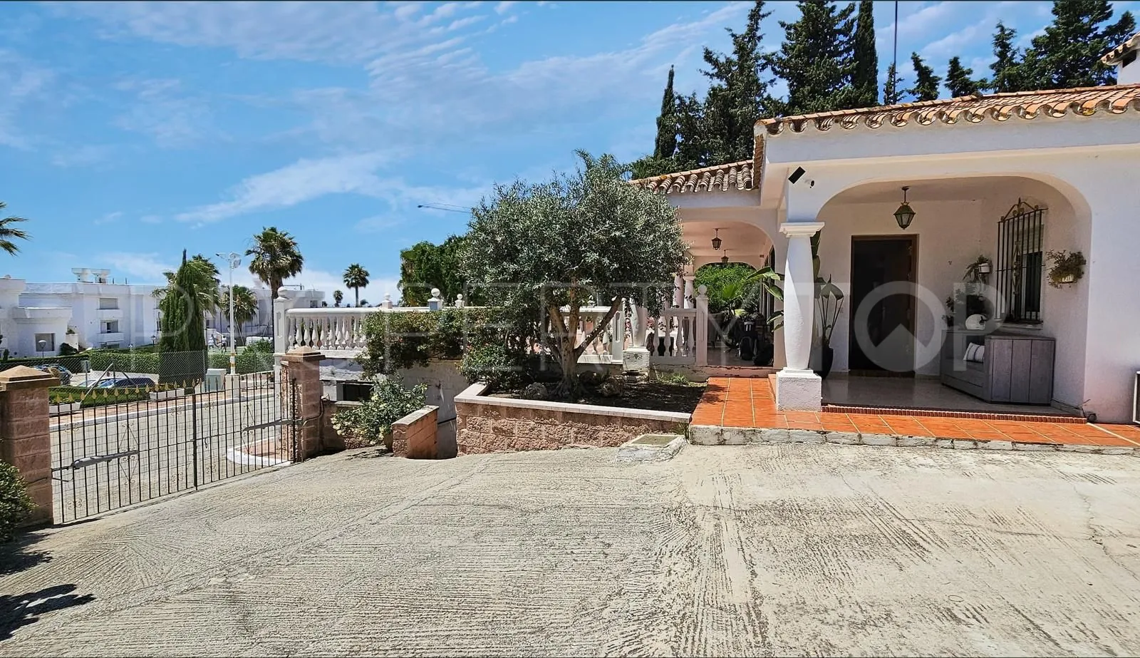 Villa en venta con 5 dormitorios en Paraiso Barronal