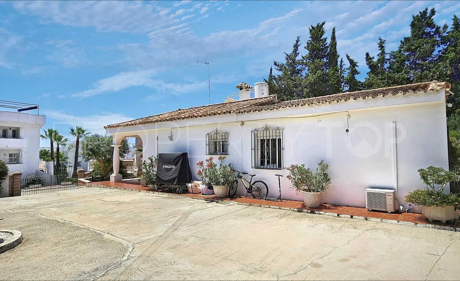 Villa en venta con 5 dormitorios en Paraiso Barronal