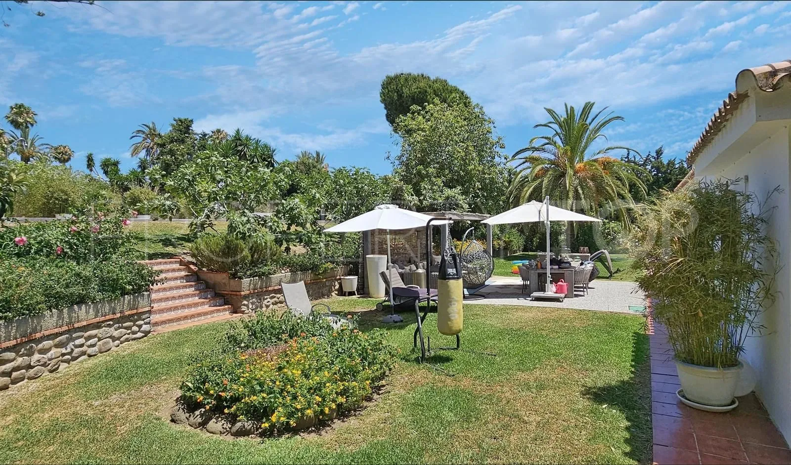 Villa en venta con 5 dormitorios en Paraiso Barronal