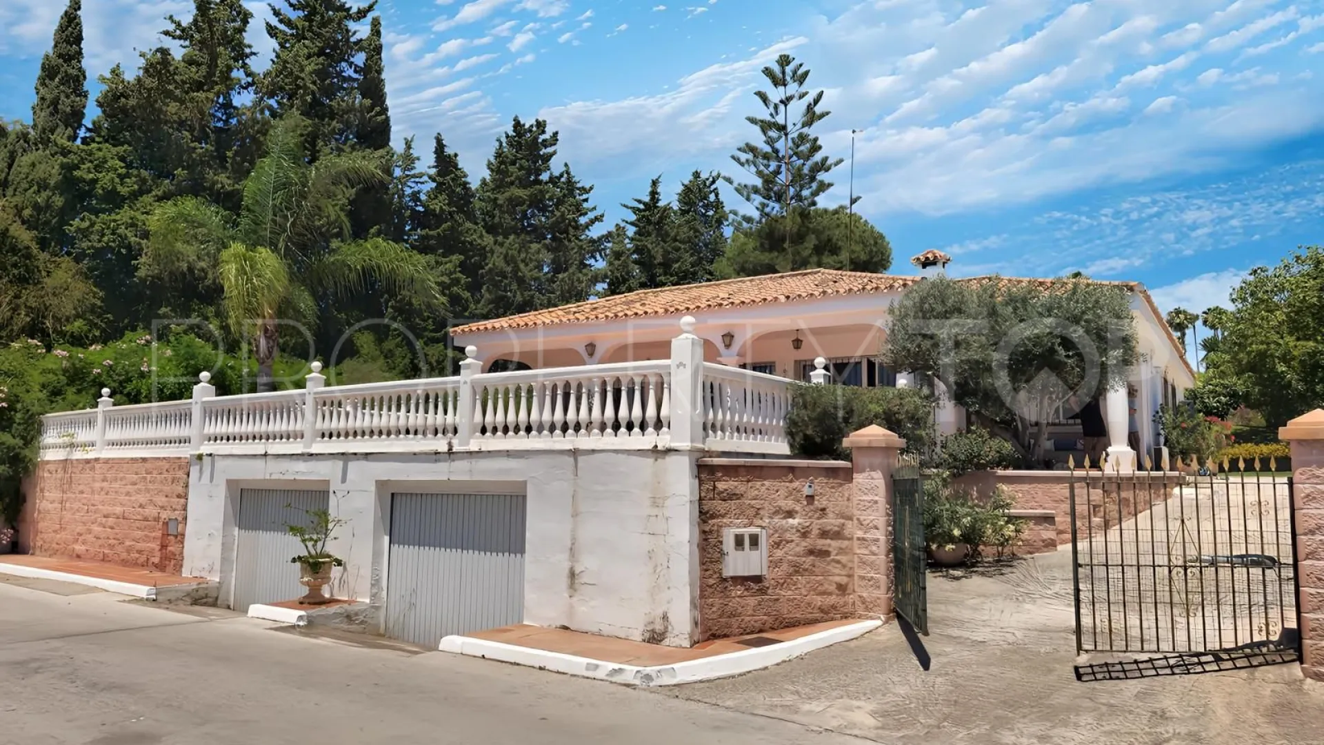 Villa en venta con 5 dormitorios en Paraiso Barronal