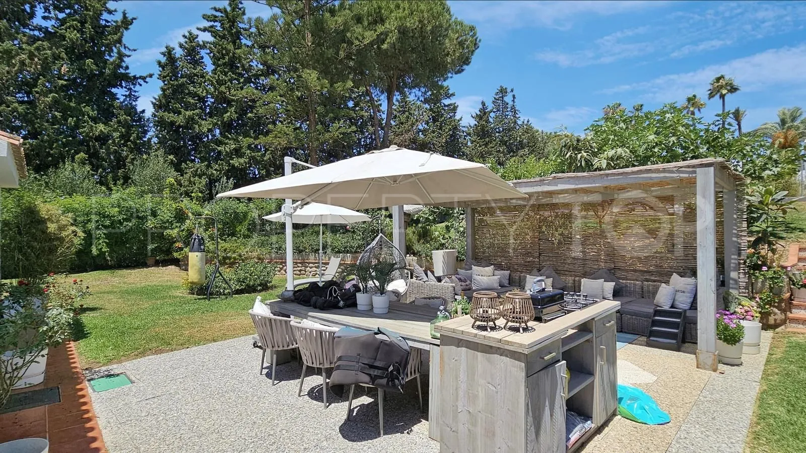 Villa en venta con 5 dormitorios en Paraiso Barronal