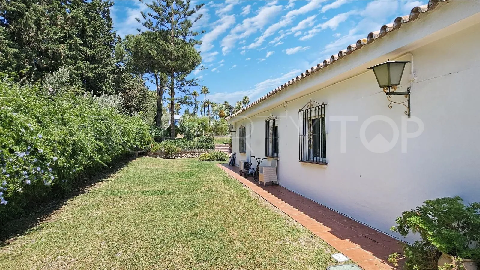 Villa en venta con 5 dormitorios en Paraiso Barronal