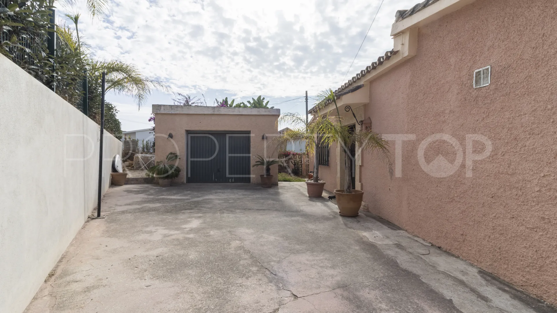 3 bedrooms Marbella East house for sale