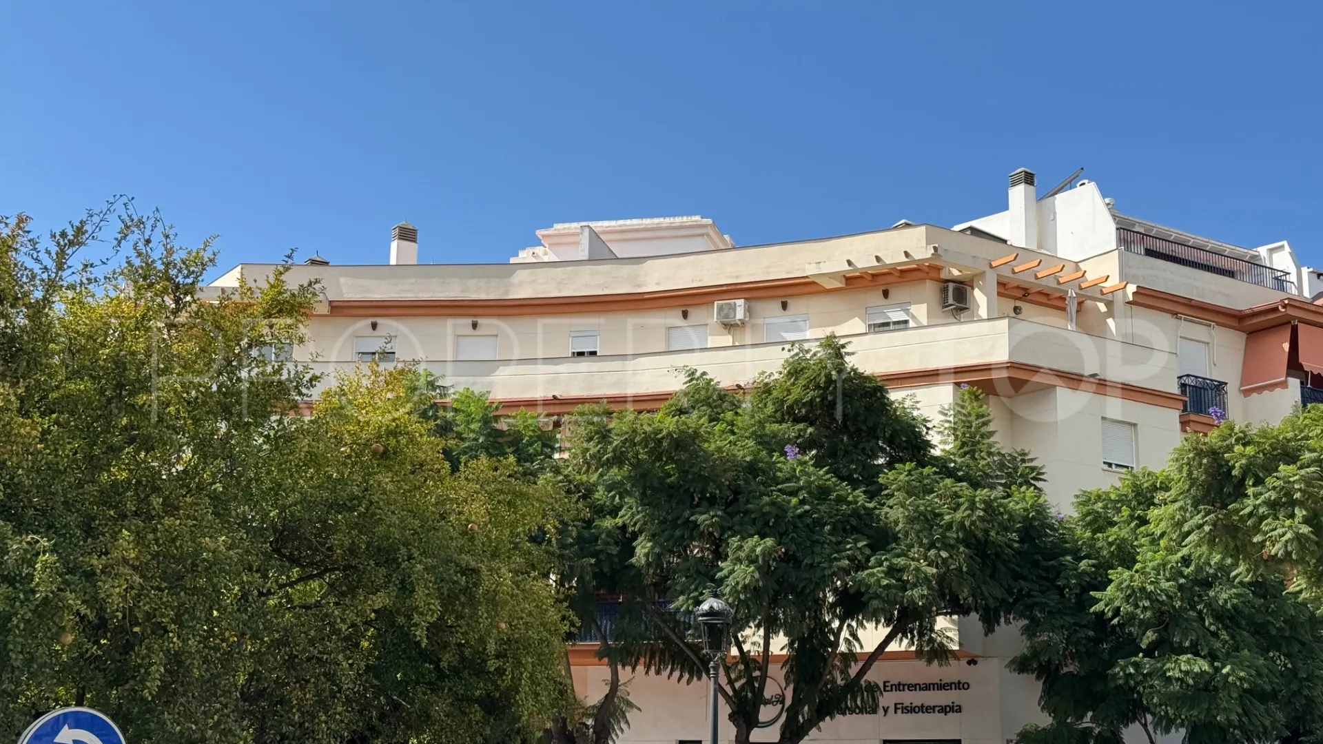 Buy Estepona penthouse with 4 bedrooms
