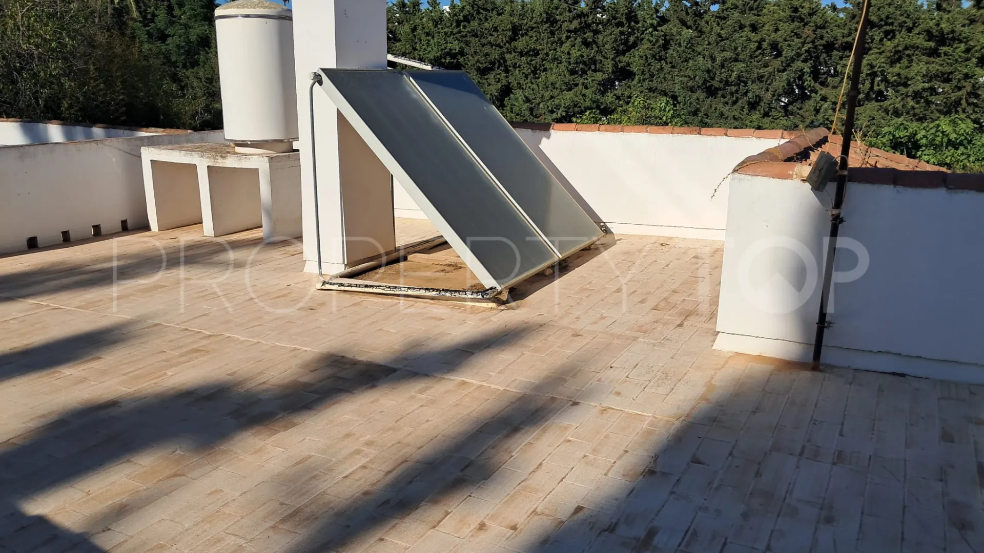 Se vende villa en Paraiso Medio