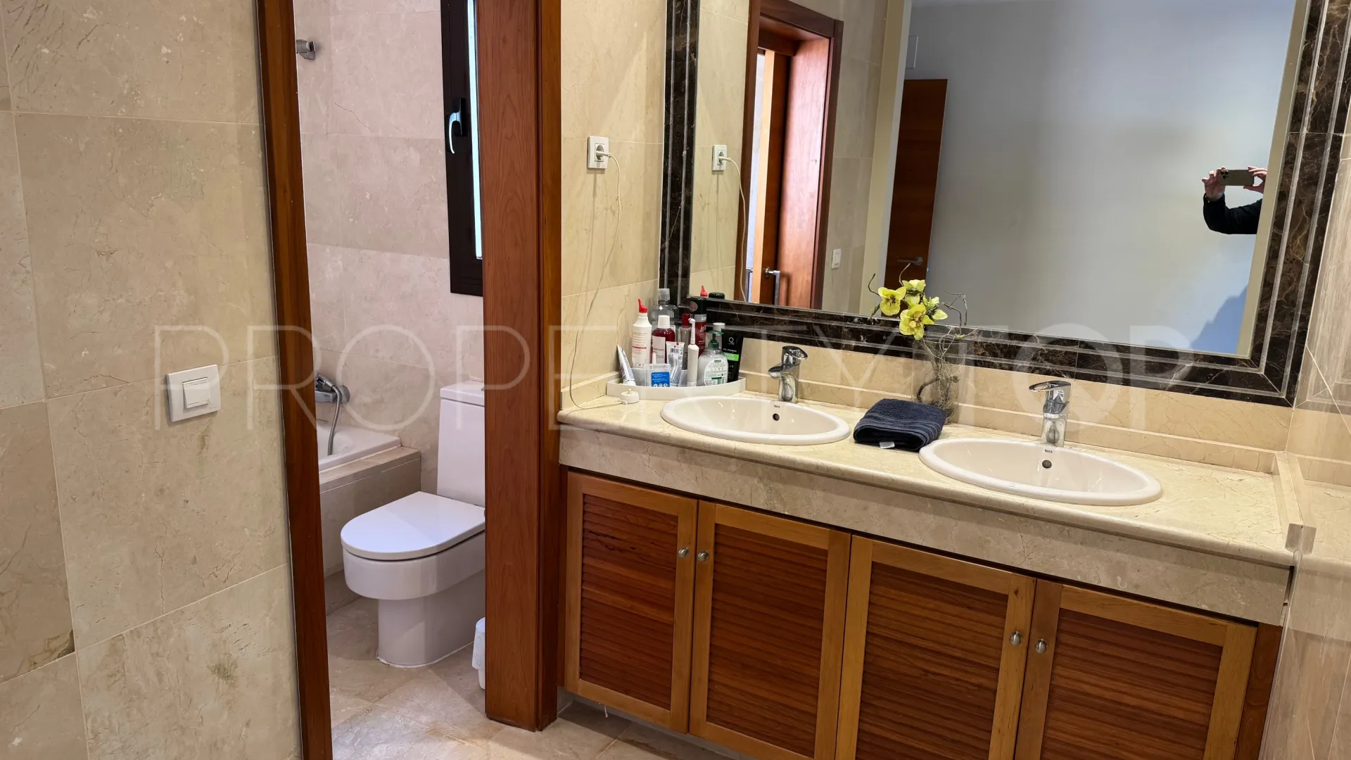 Buy town house in Valle Romano
