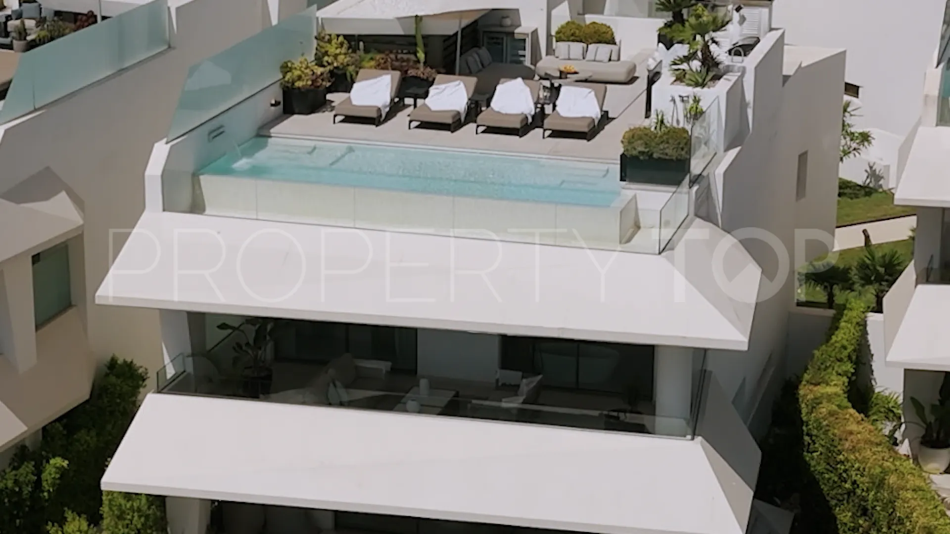 Villa en venta con 4 dormitorios en Celeste Marbella