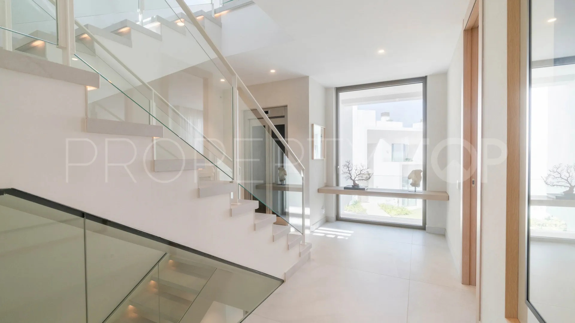 Villa en venta con 4 dormitorios en Celeste Marbella