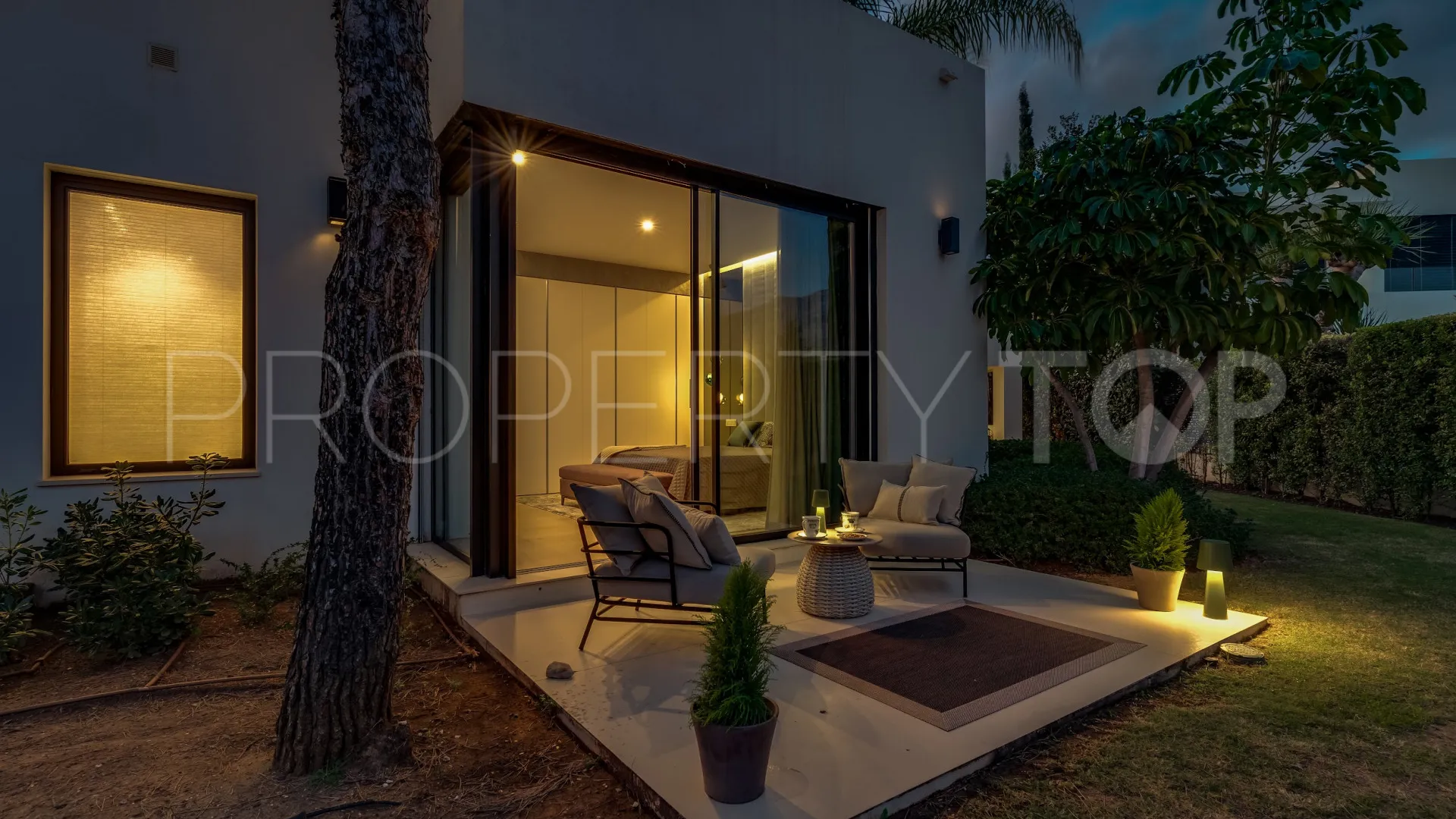 Se vende villa de 5 dormitorios en Golden Mile