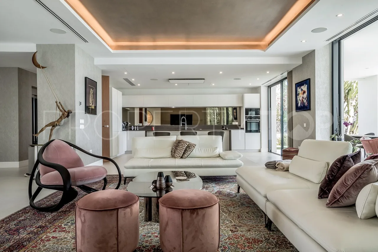Se vende villa de 5 dormitorios en Golden Mile