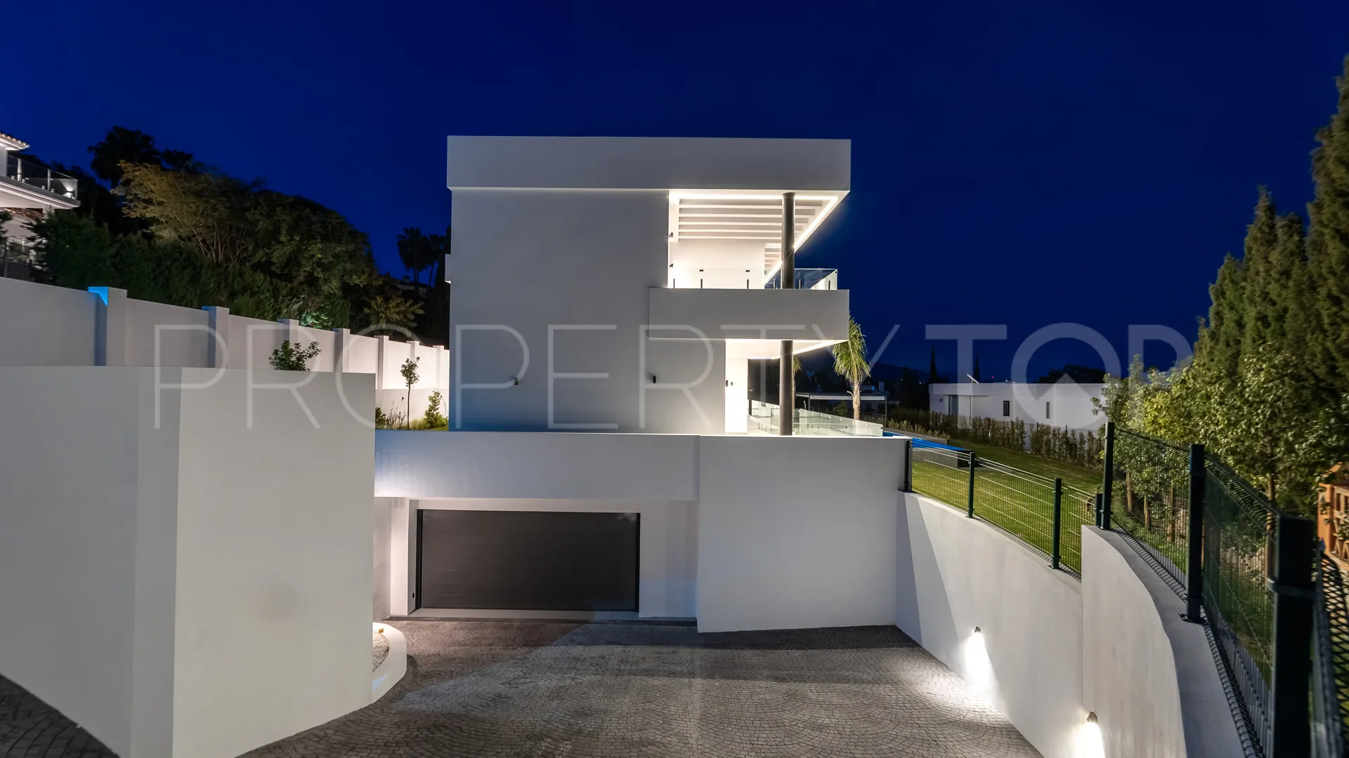 6 bedrooms Paraiso Alto villa for sale