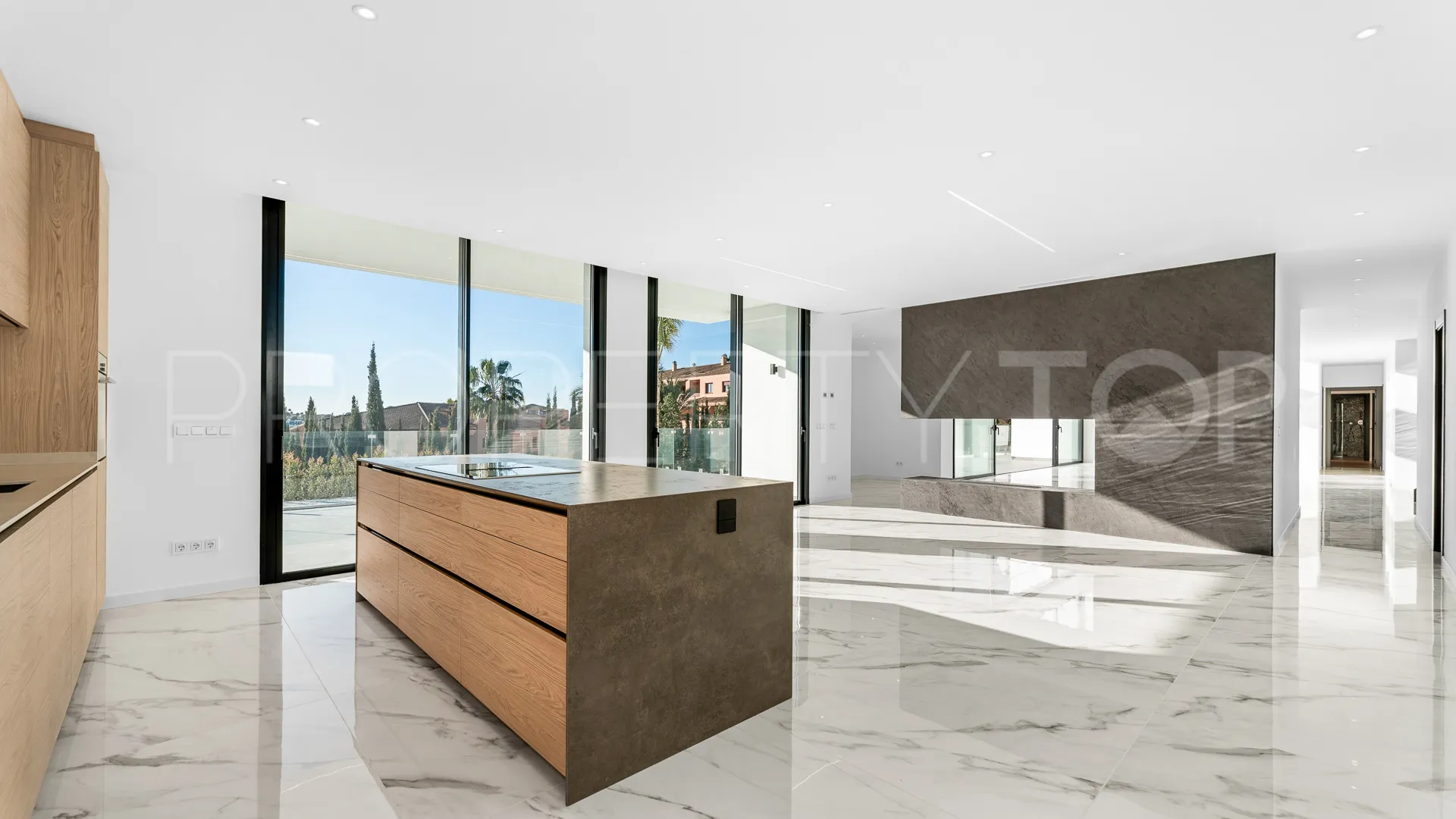6 bedrooms Paraiso Alto villa for sale