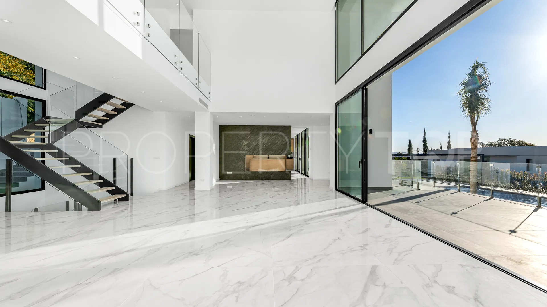 6 bedrooms Paraiso Alto villa for sale