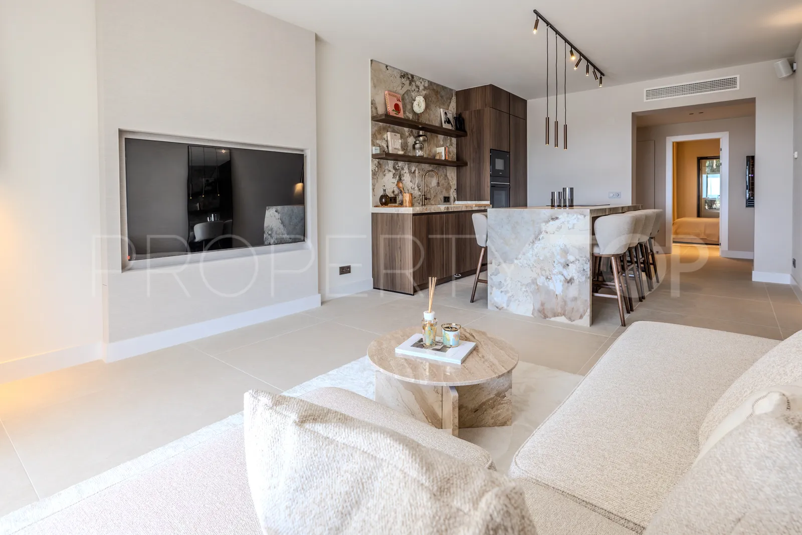 For sale apartment in La Quinta with 3 bedrooms