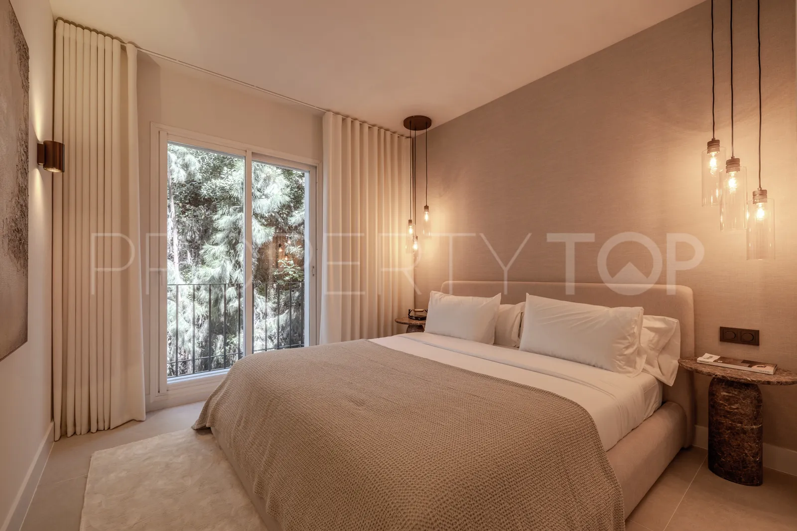 For sale apartment in La Quinta with 3 bedrooms