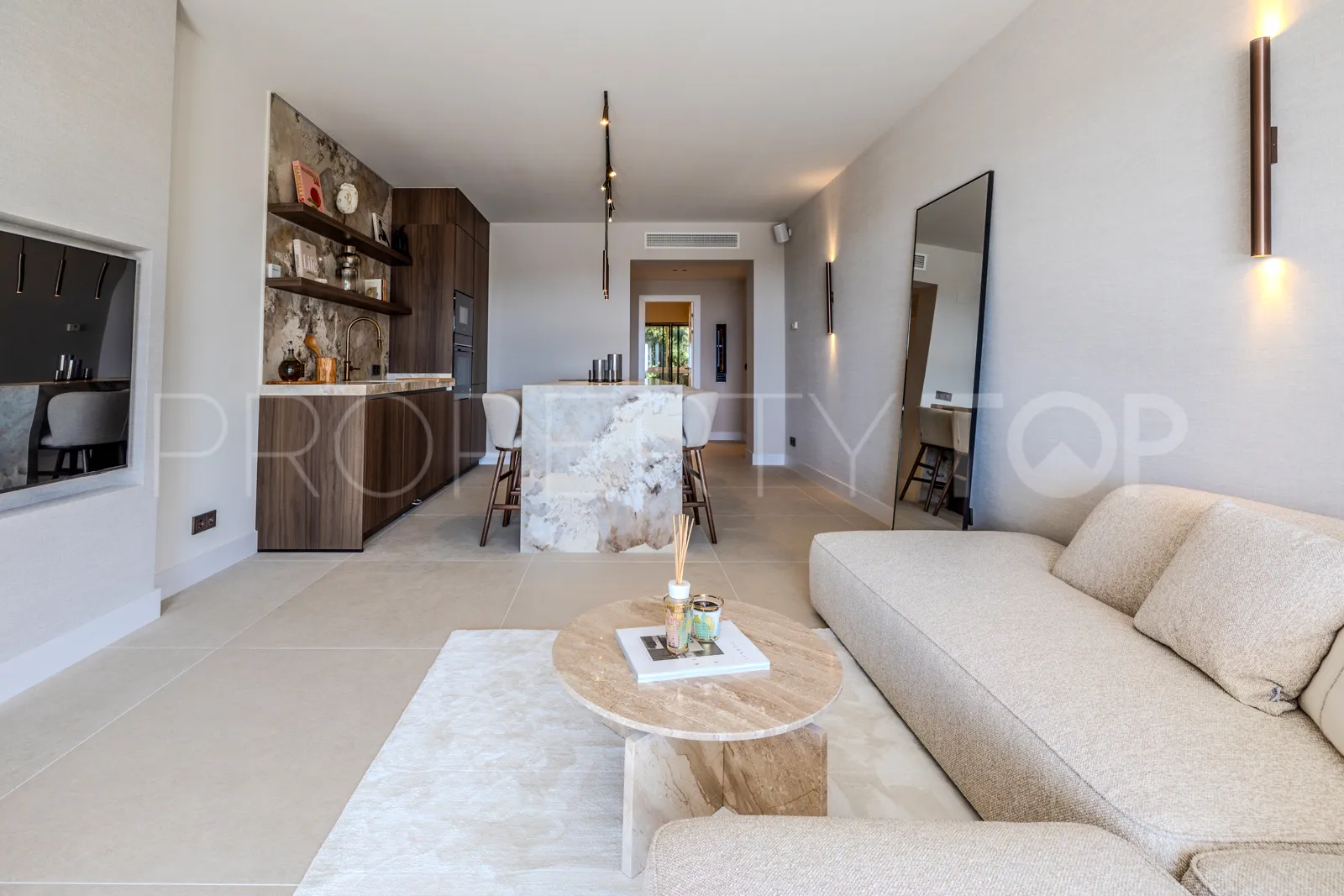 For sale apartment in La Quinta with 3 bedrooms
