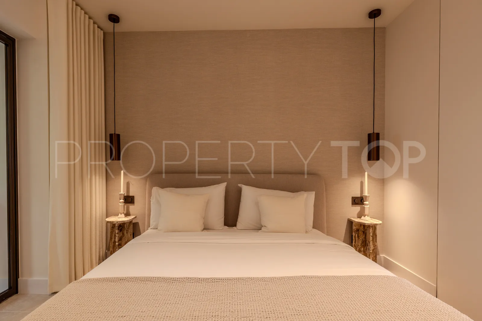 For sale apartment in La Quinta with 3 bedrooms