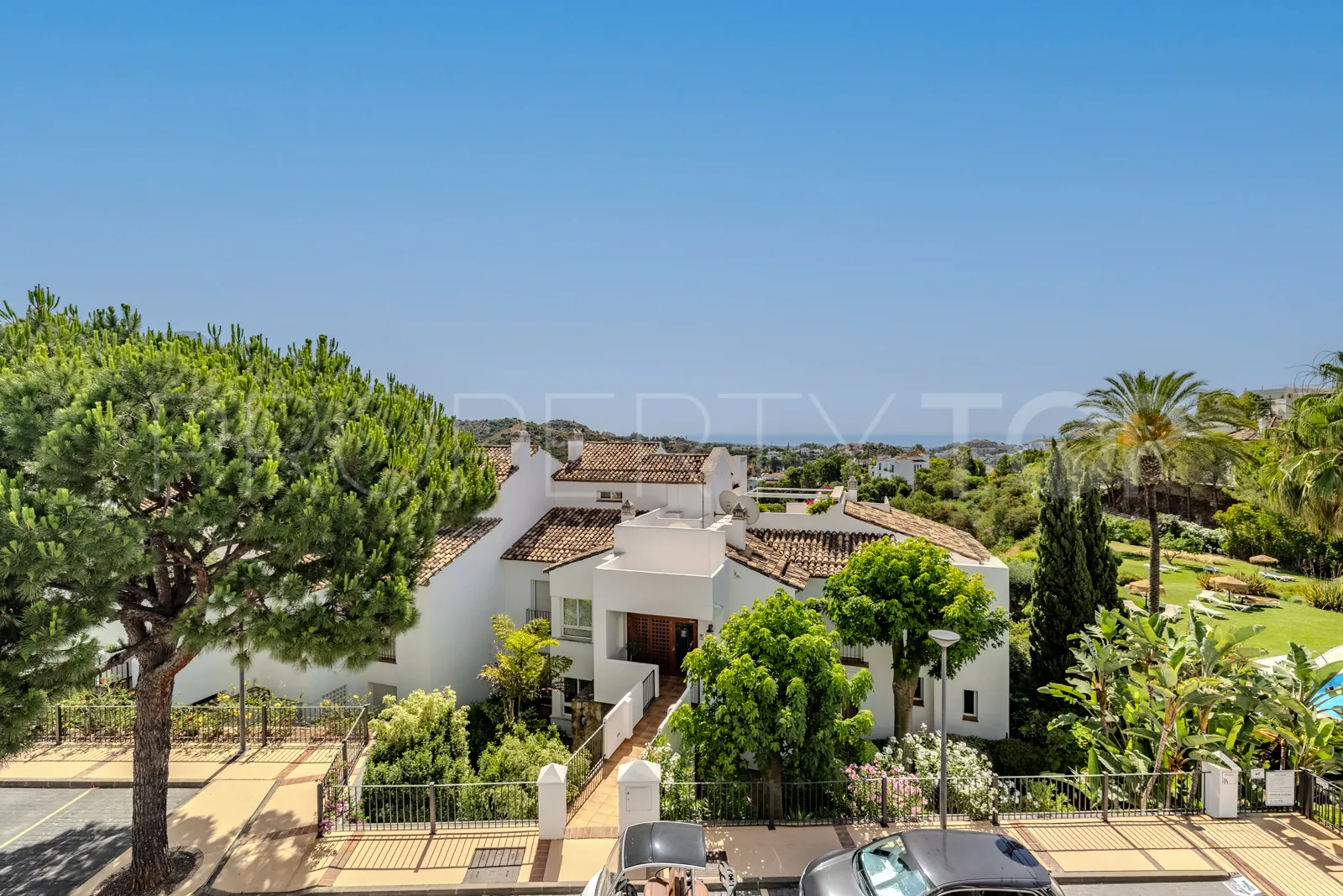 For sale apartment in La Quinta with 3 bedrooms