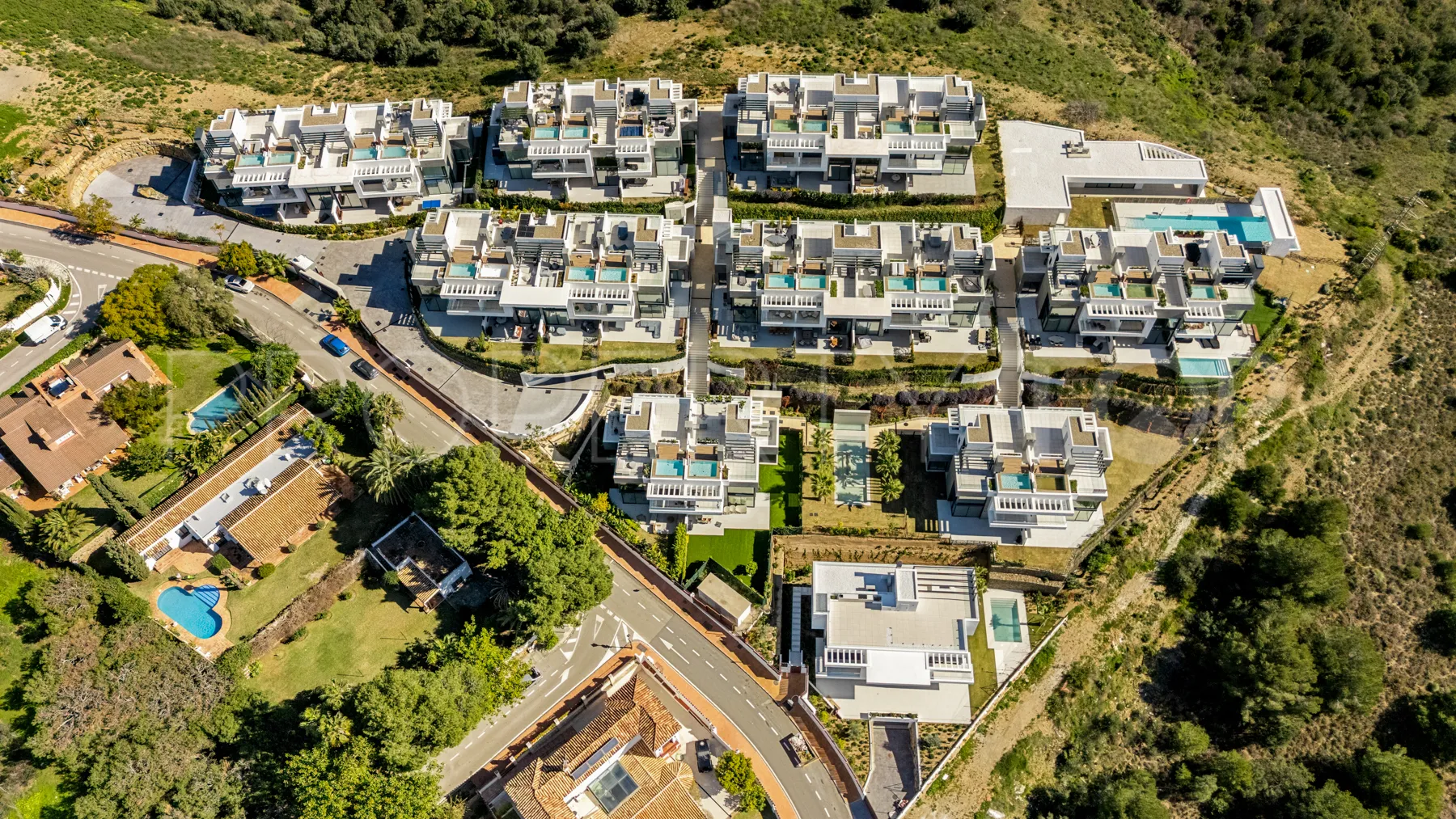 Rio Real, pareado a la venta con 5 dormitorios