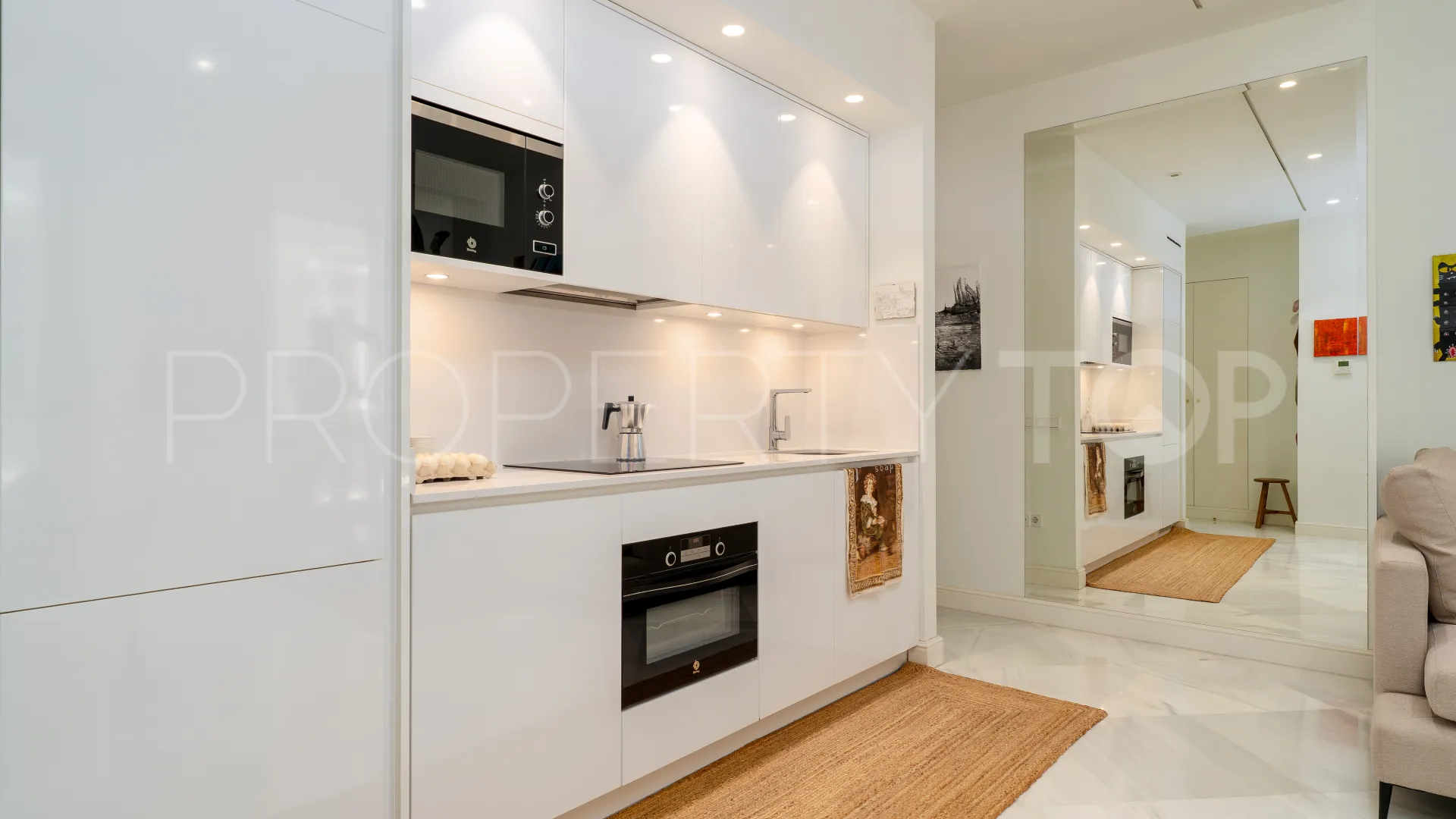 Apartment in Malaga for sale