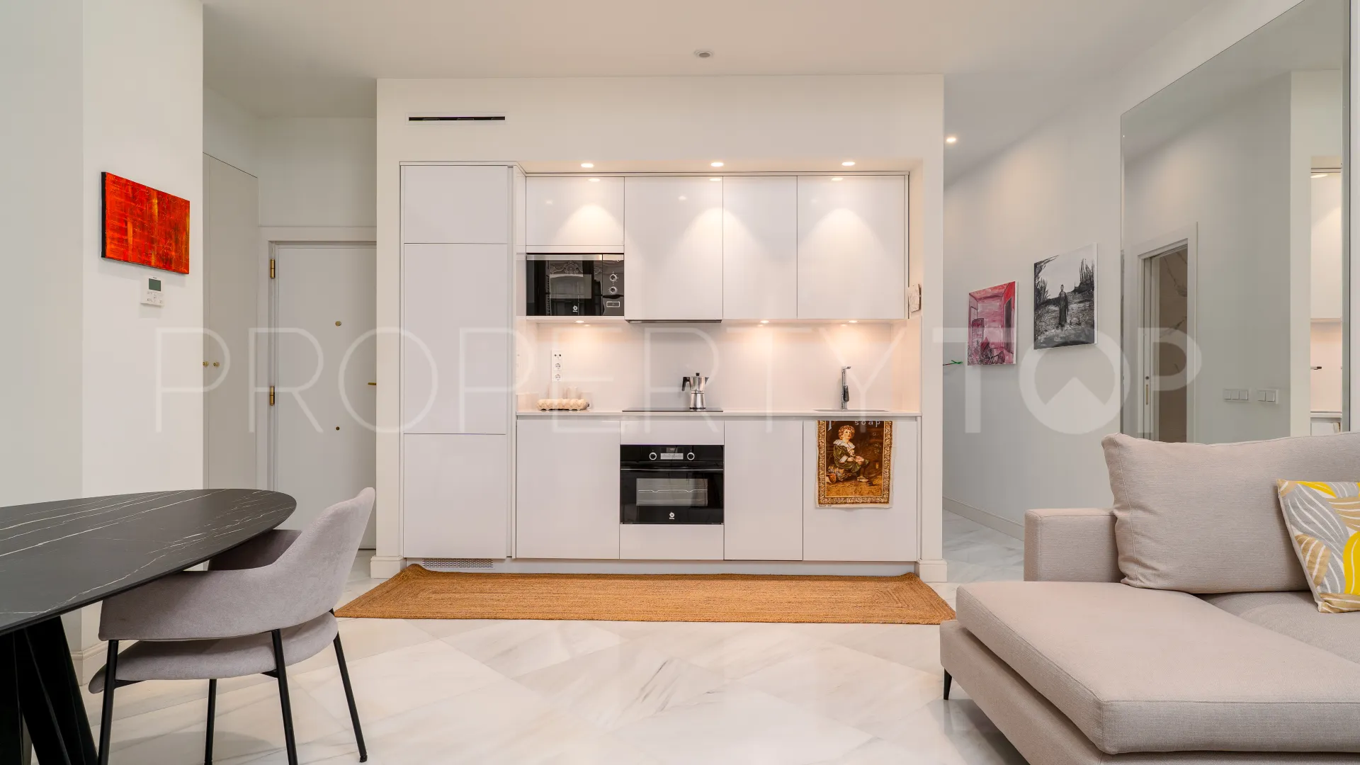 Apartment in Malaga for sale