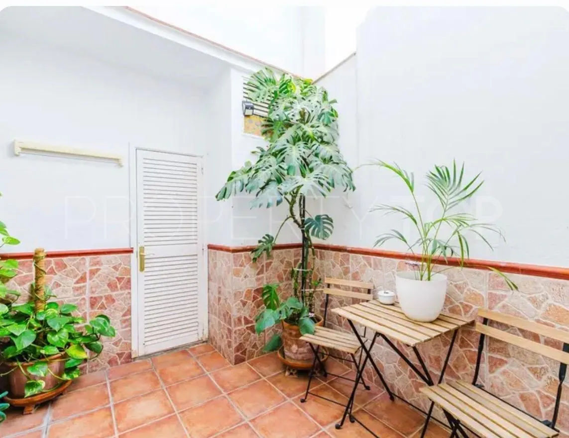 Buy town house with 4 bedrooms in San Pedro de Alcantara