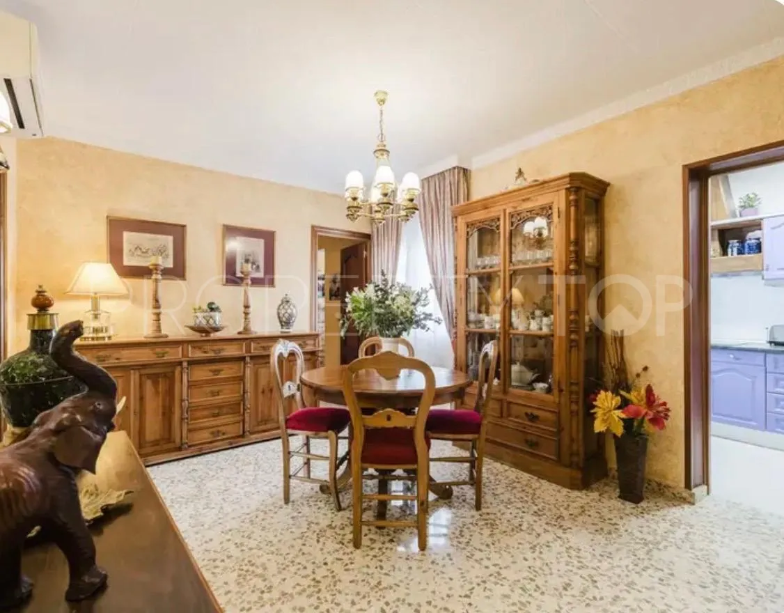 Buy town house with 4 bedrooms in San Pedro de Alcantara
