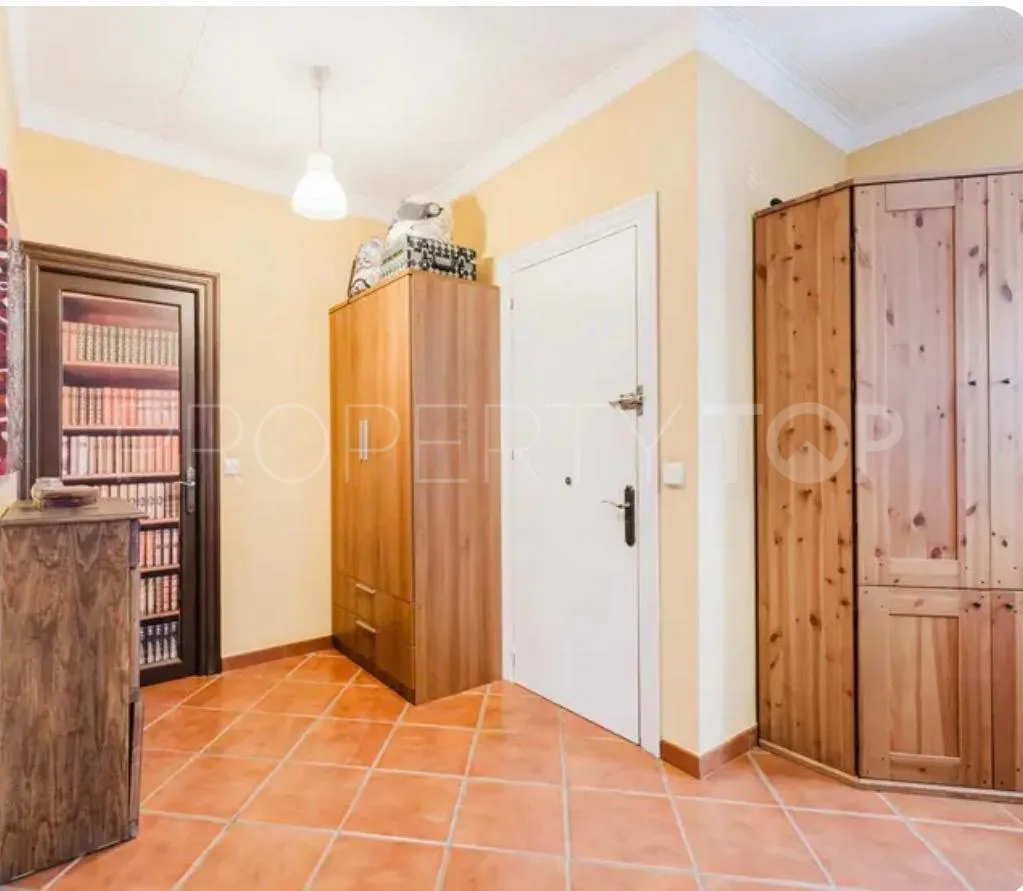 Buy town house with 4 bedrooms in San Pedro de Alcantara