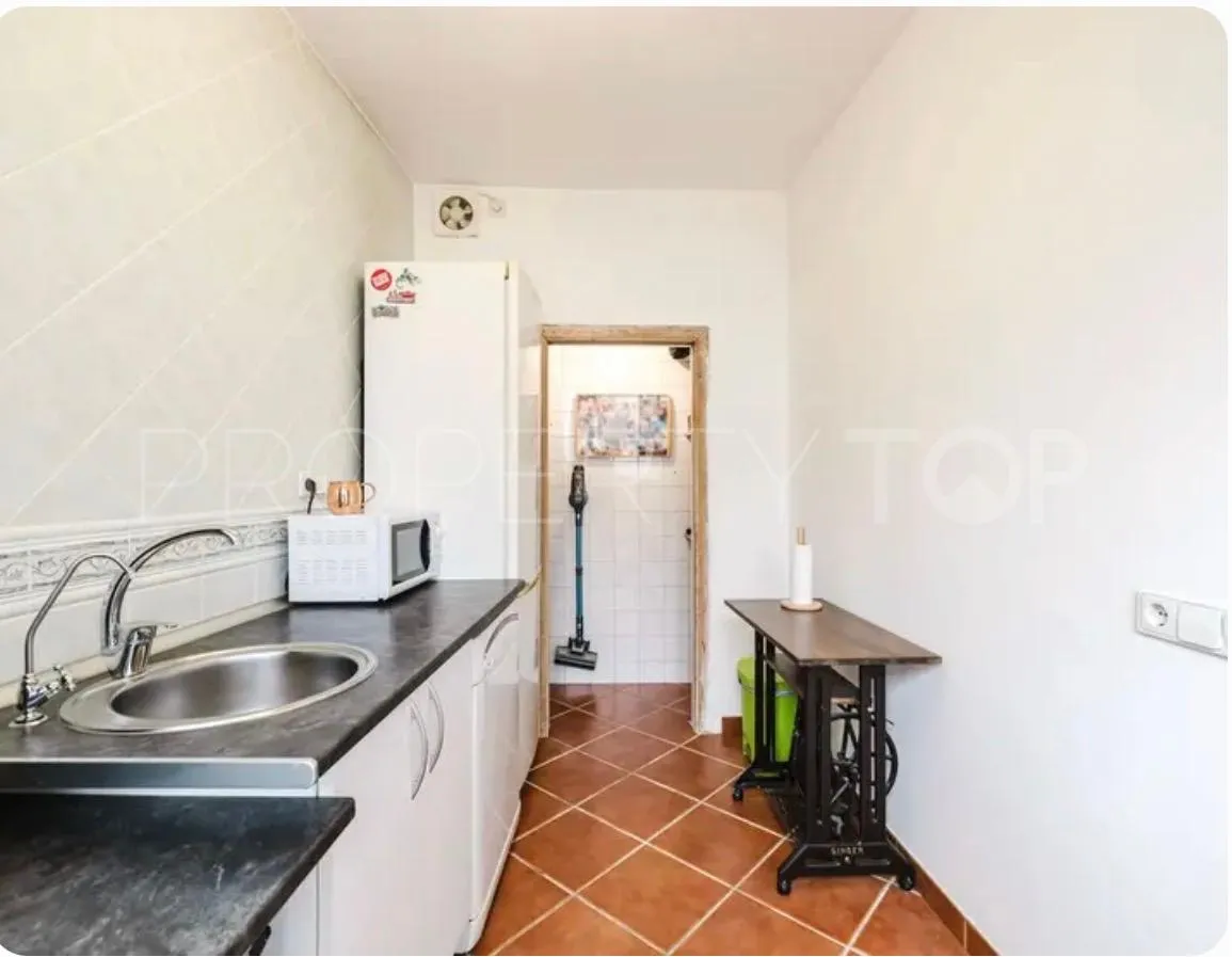 Buy town house with 4 bedrooms in San Pedro de Alcantara