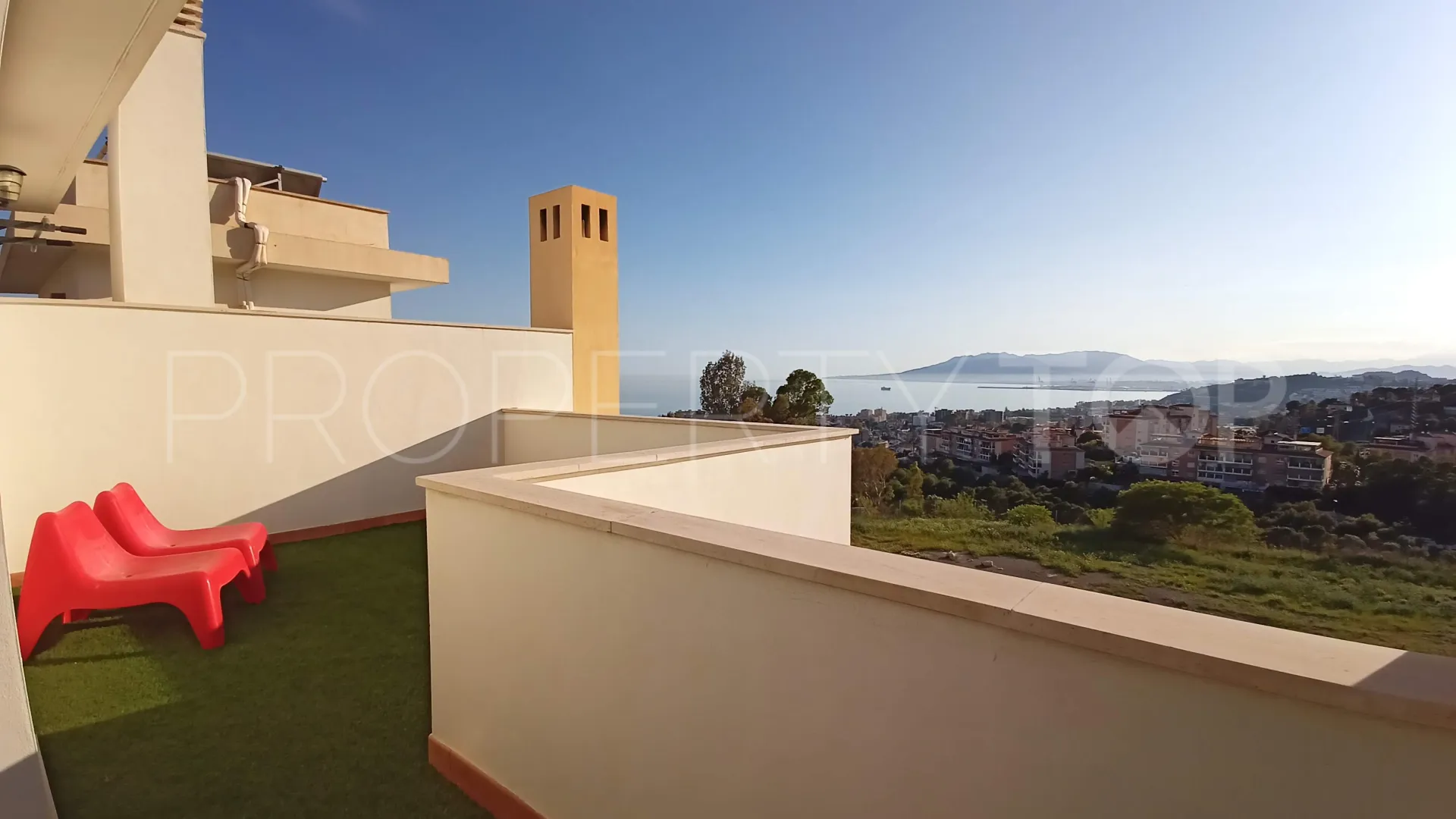For sale town house with 3 bedrooms in Pinares de San Antón