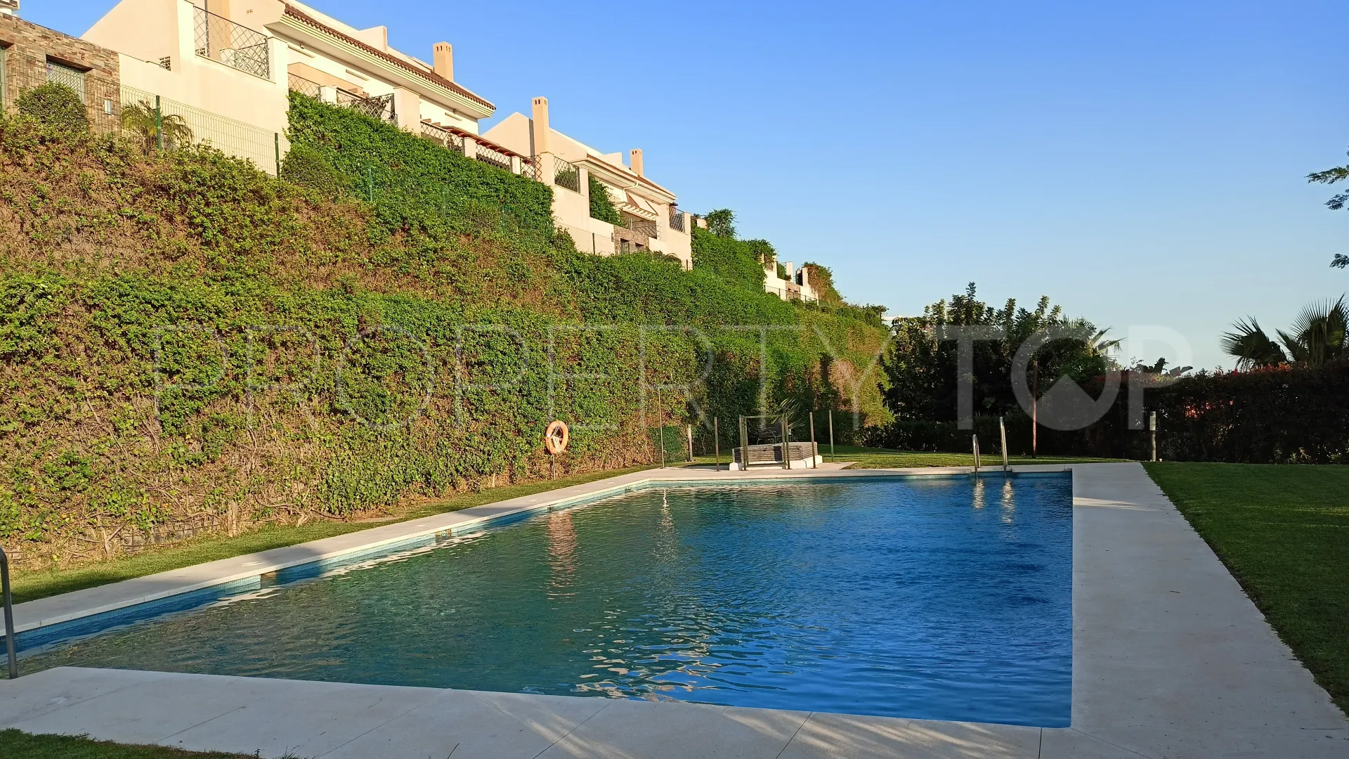For sale town house with 3 bedrooms in Pinares de San Antón