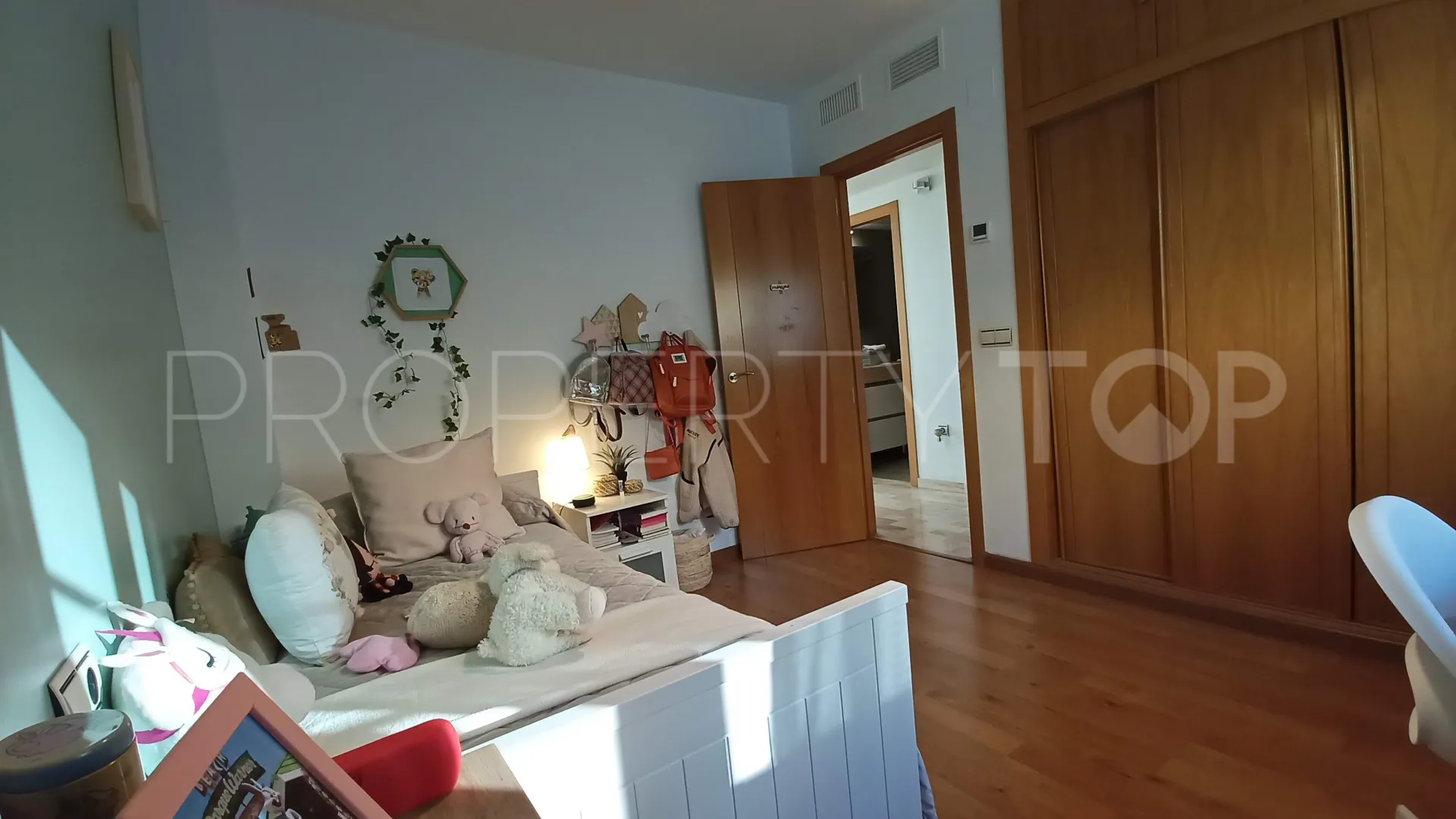 For sale town house with 3 bedrooms in Pinares de San Antón