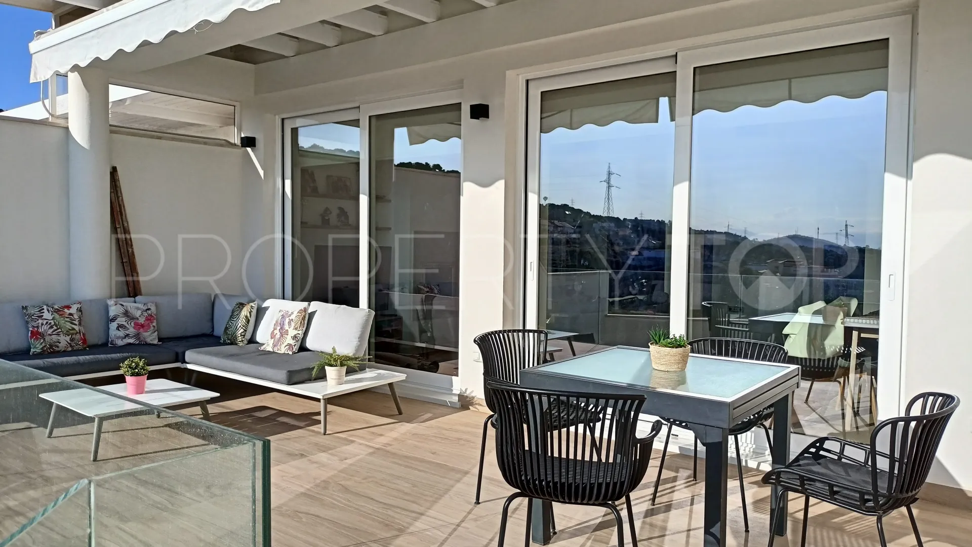 For sale town house with 3 bedrooms in Pinares de San Antón