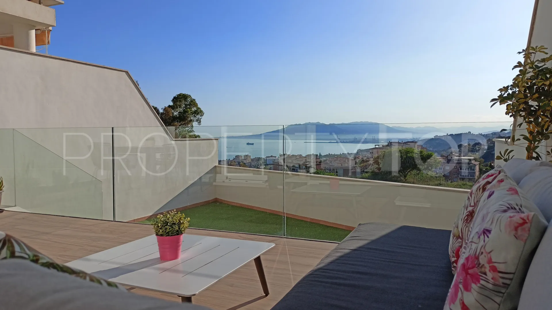 For sale town house with 3 bedrooms in Pinares de San Antón