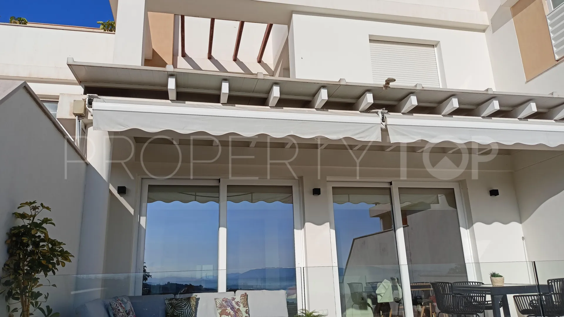 For sale town house with 3 bedrooms in Pinares de San Antón