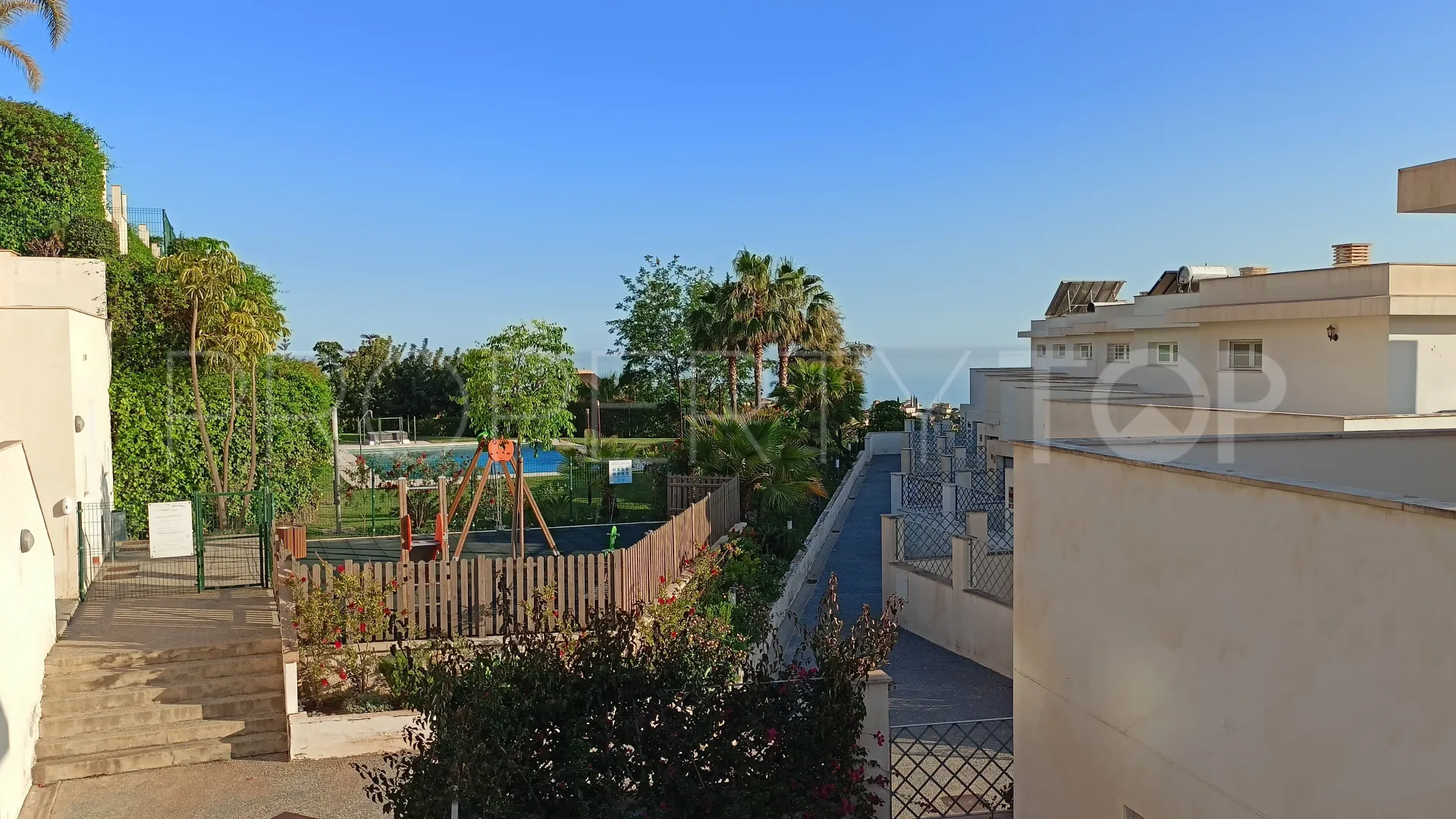 For sale town house with 3 bedrooms in Pinares de San Antón