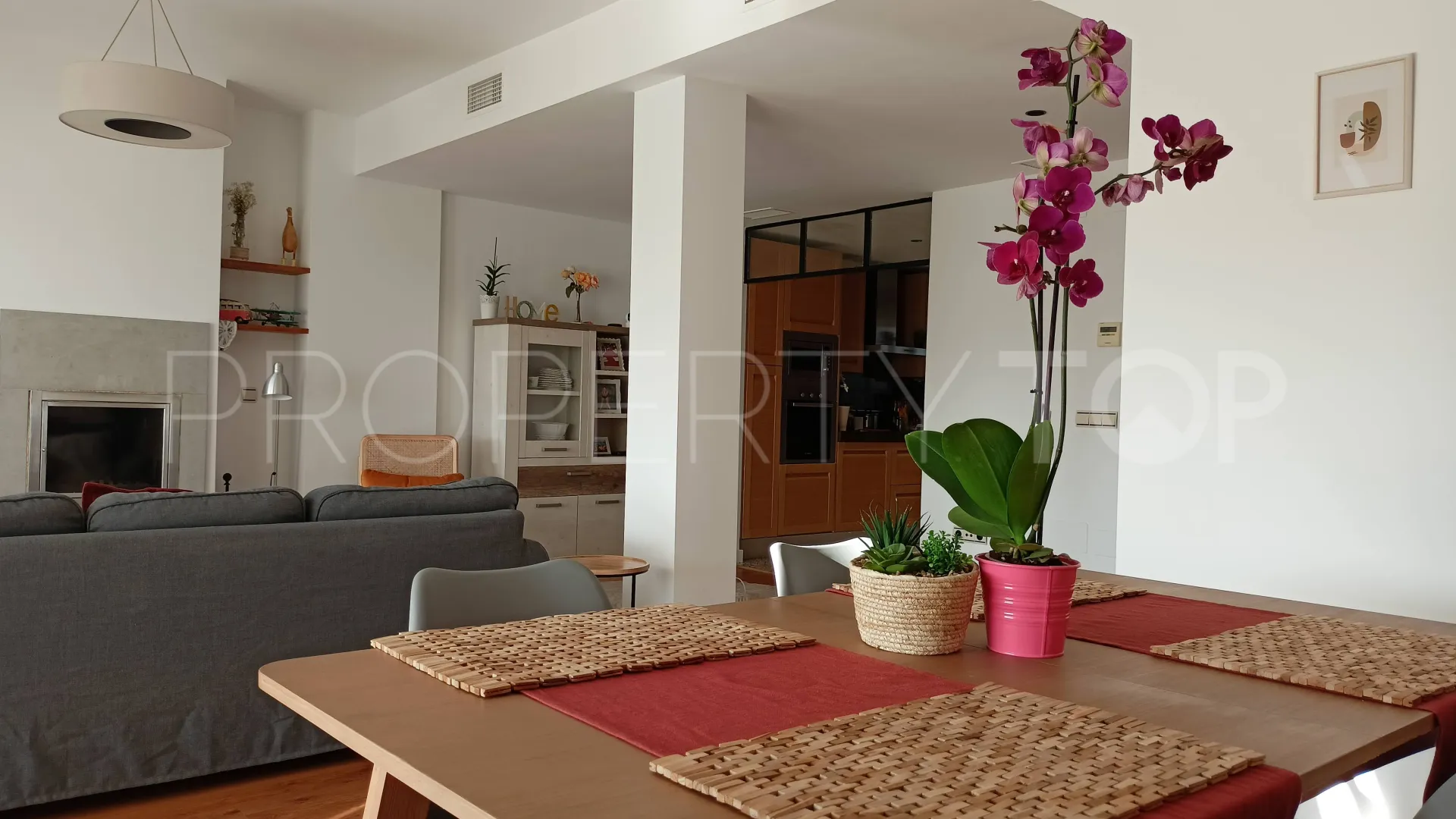 For sale town house with 3 bedrooms in Pinares de San Antón