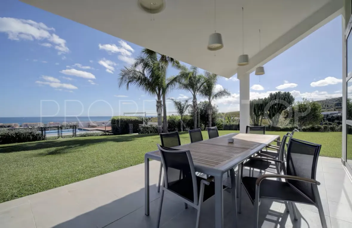 6 bedrooms villa in Manilva for sale