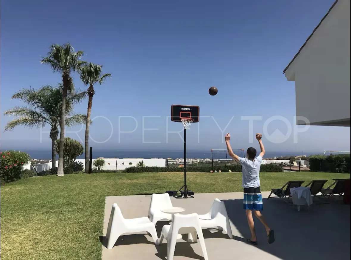 6 bedrooms villa in Manilva for sale