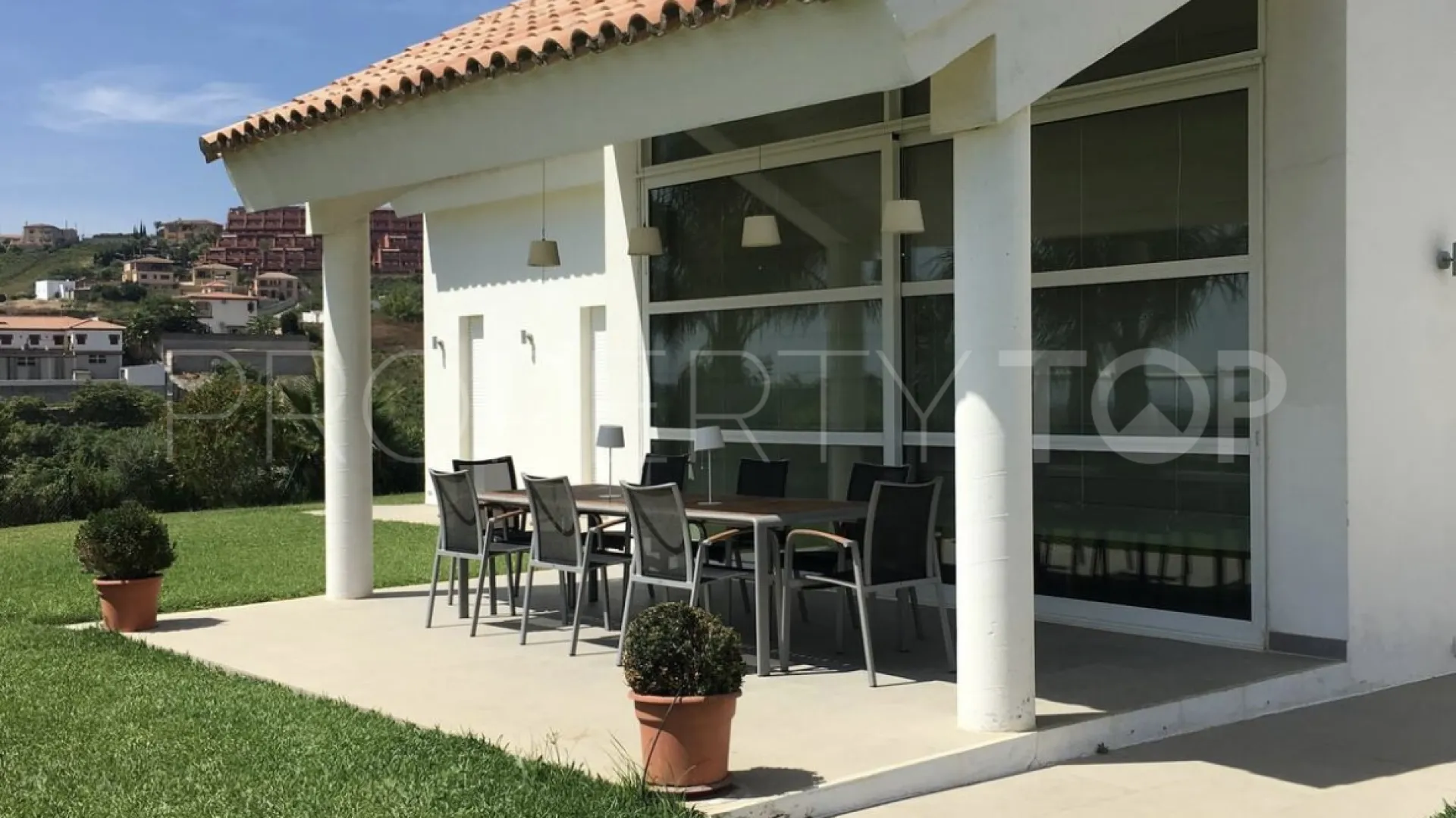 6 bedrooms villa in Manilva for sale