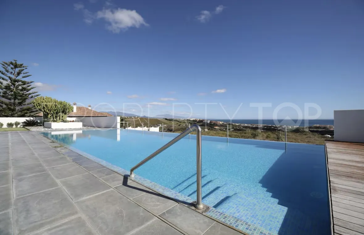 6 bedrooms villa in Manilva for sale