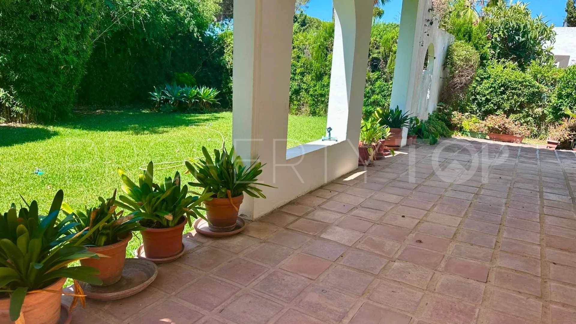 Artola, villa en venta de 4 dormitorios
