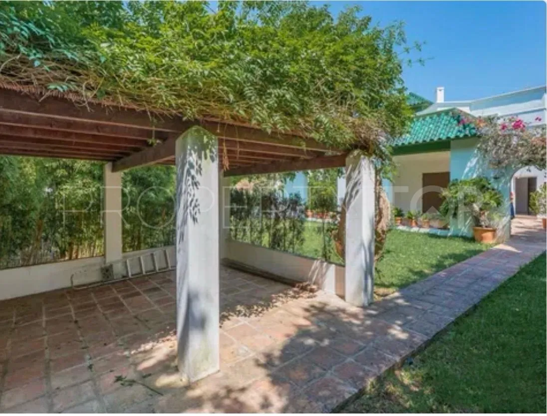Artola, villa en venta de 4 dormitorios