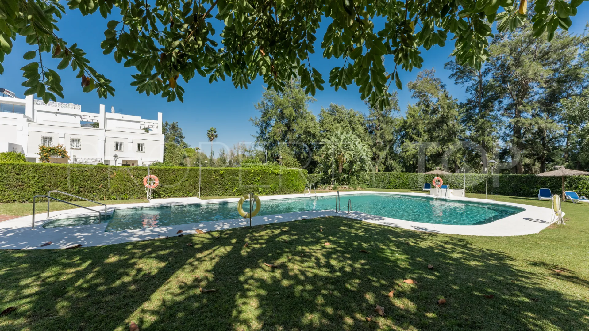Apartamento planta baja de 3 dormitorios en venta en La Quinta