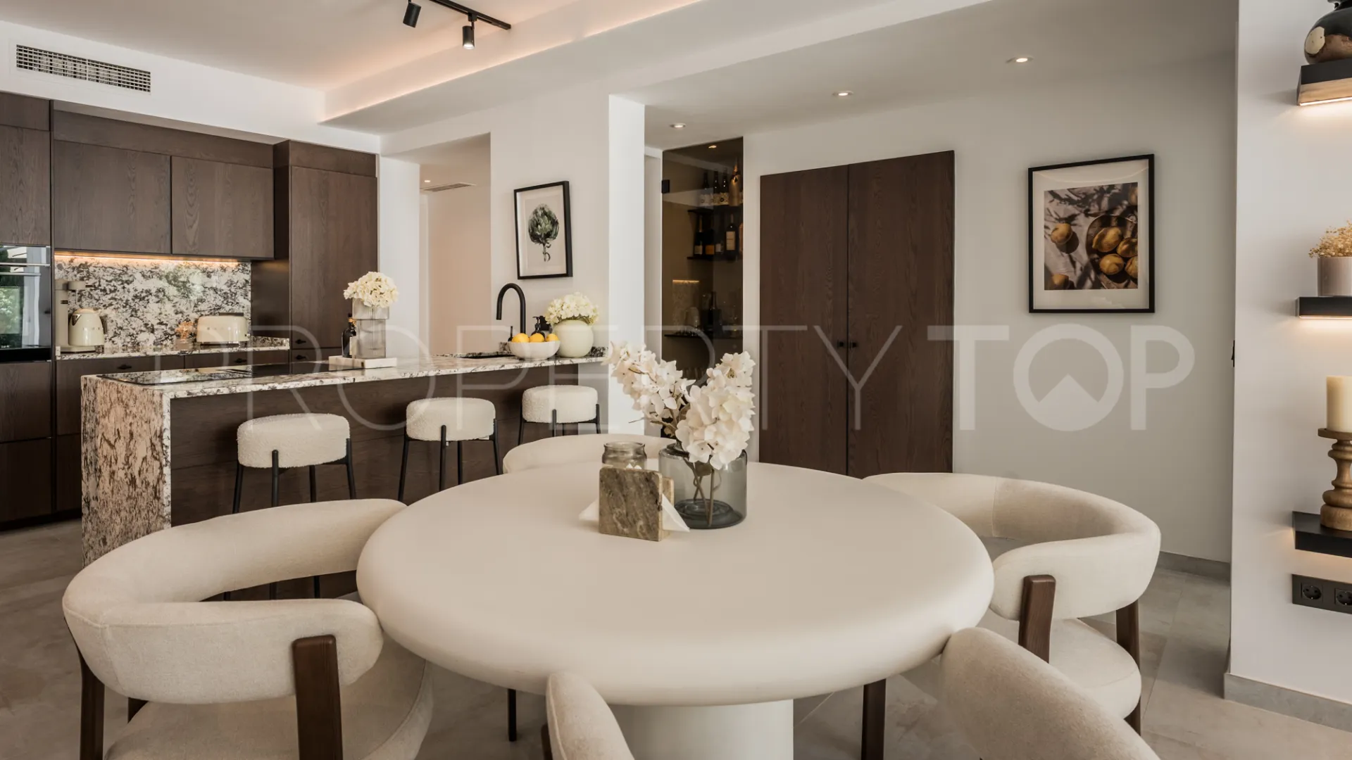 Apartamento planta baja de 3 dormitorios en venta en La Quinta