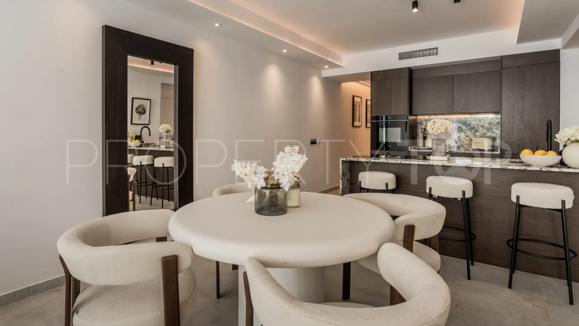 Apartamento planta baja de 3 dormitorios en venta en La Quinta