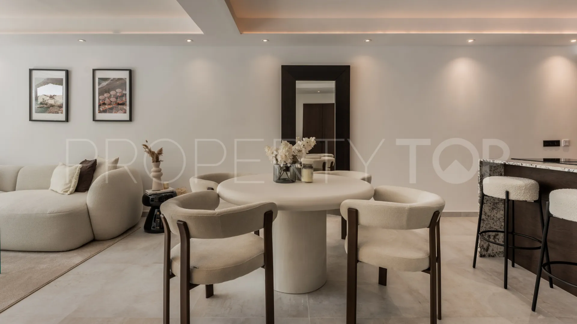 Apartamento planta baja de 3 dormitorios en venta en La Quinta