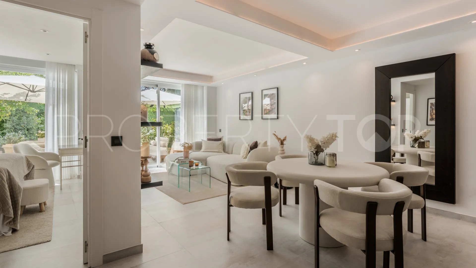 Apartamento planta baja de 3 dormitorios en venta en La Quinta